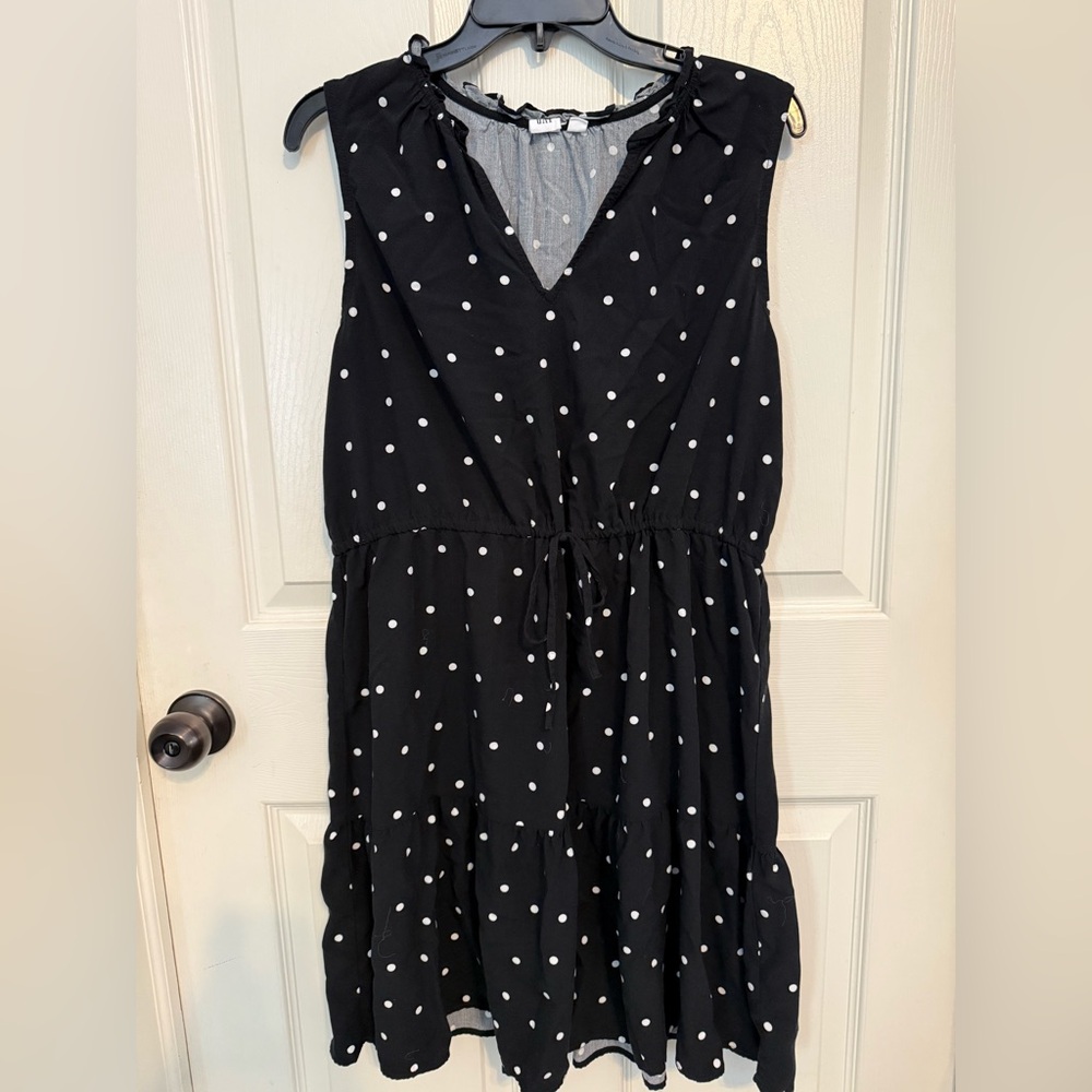 GAP Tie Waist Tiered Dress
